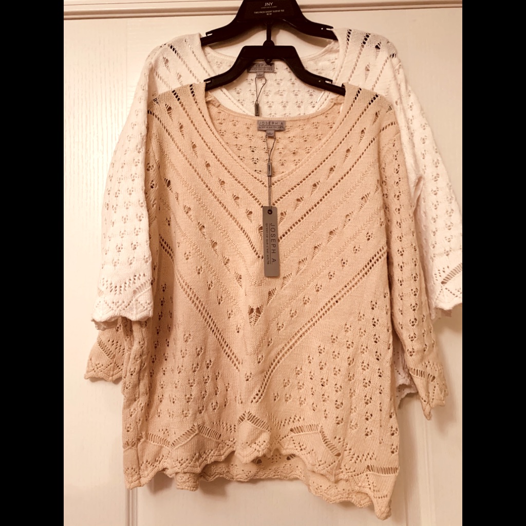 Joseph A Brand New Sweater Blouses